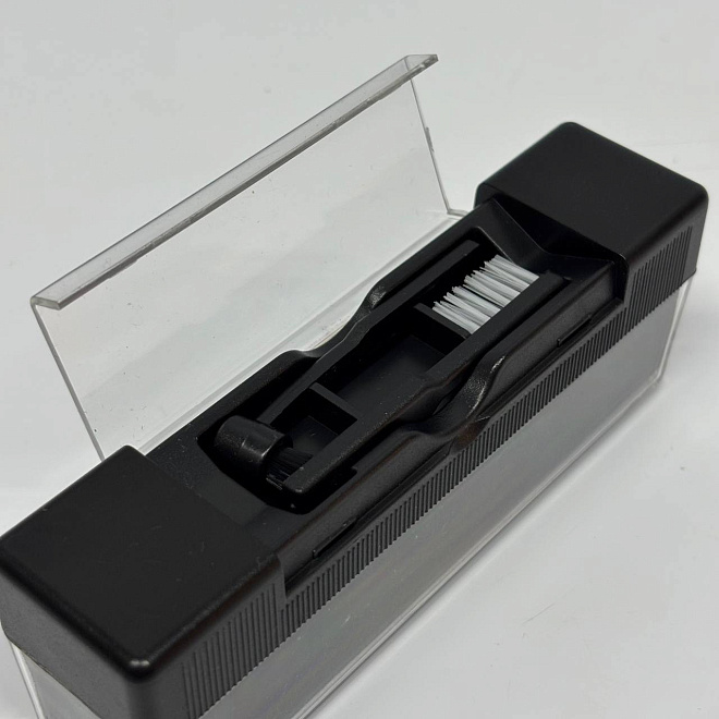 Набор щеток для игл и виниловых пластинок