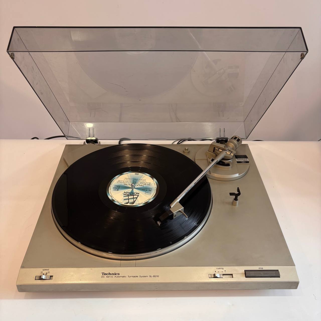 Technics sl-b210 Виниловый проигрыватель